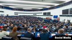 Европарламент проголосовал за выделение Украине дополнительной финансовой помощи в размере 50 млрд евро