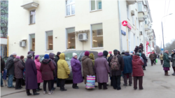 Очередь в "Добродомик" в Москве